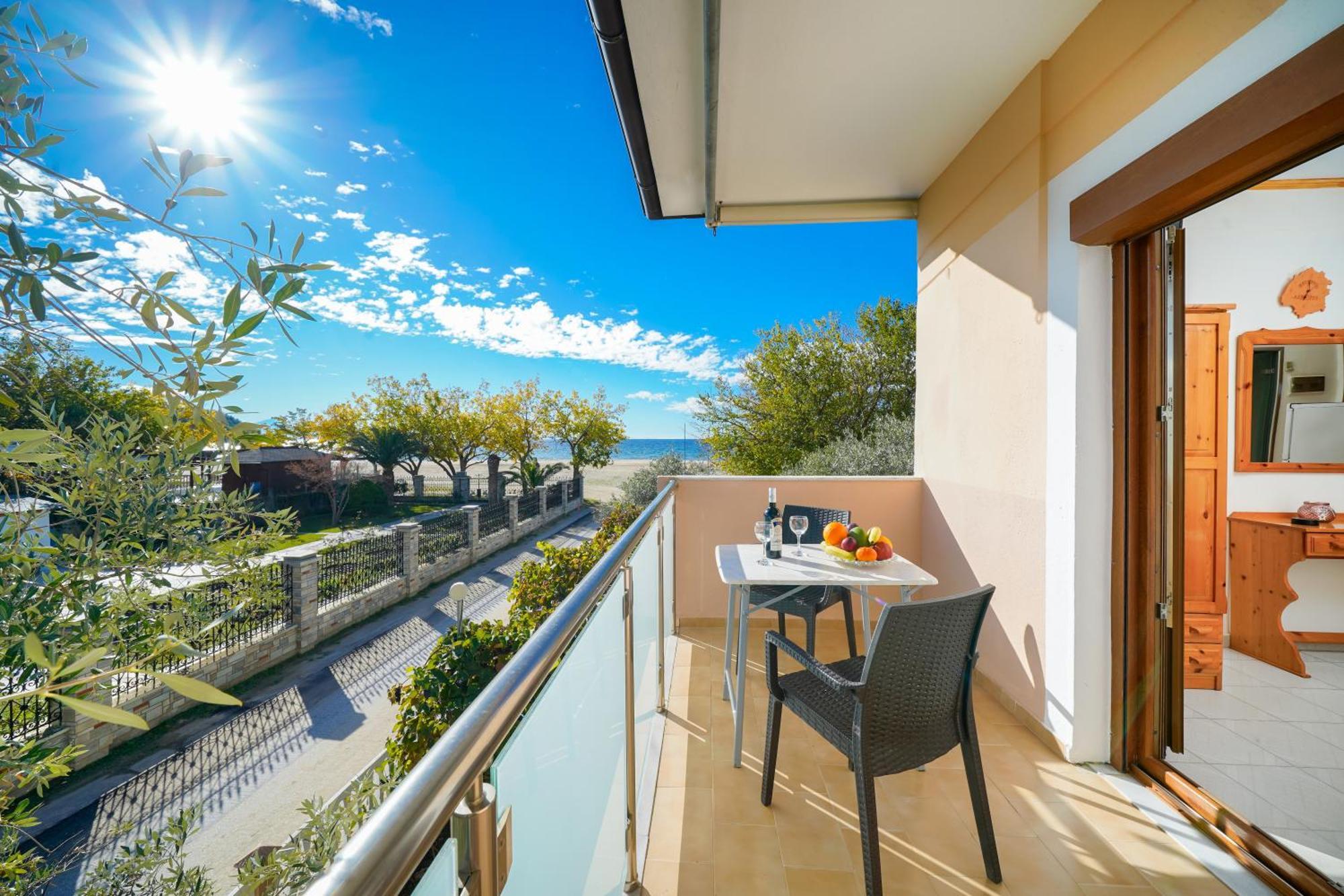 Opalium Beach Front Suites Potós Eksteriør bilde