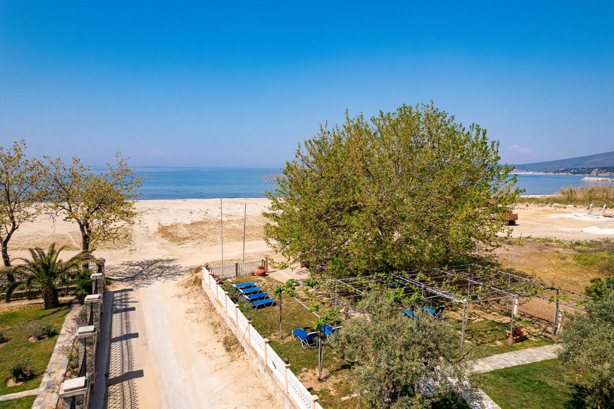 Opalium Beach Front Suites Potós Eksteriør bilde