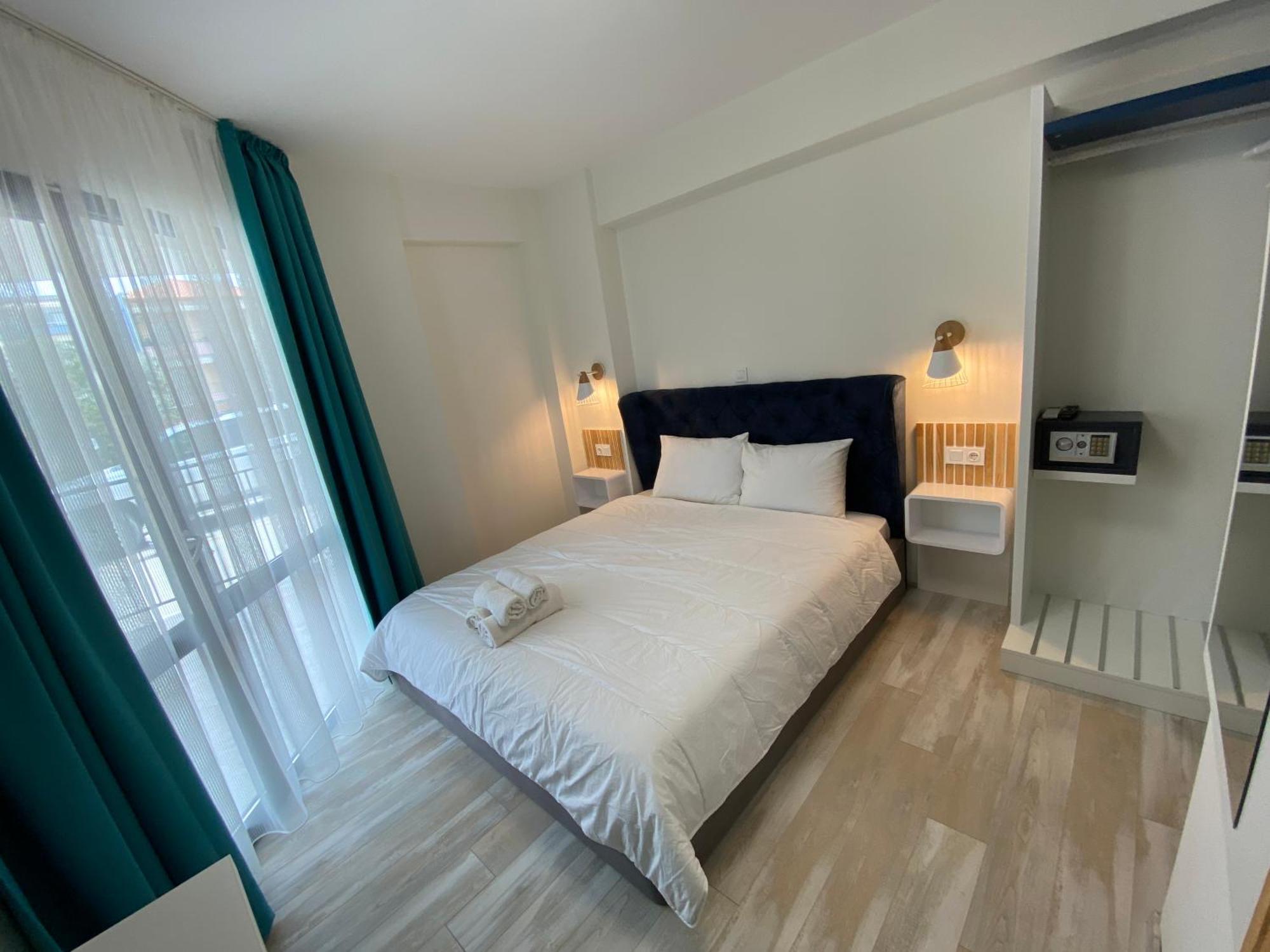 Opalium Beach Front Suites Potós Eksteriør bilde