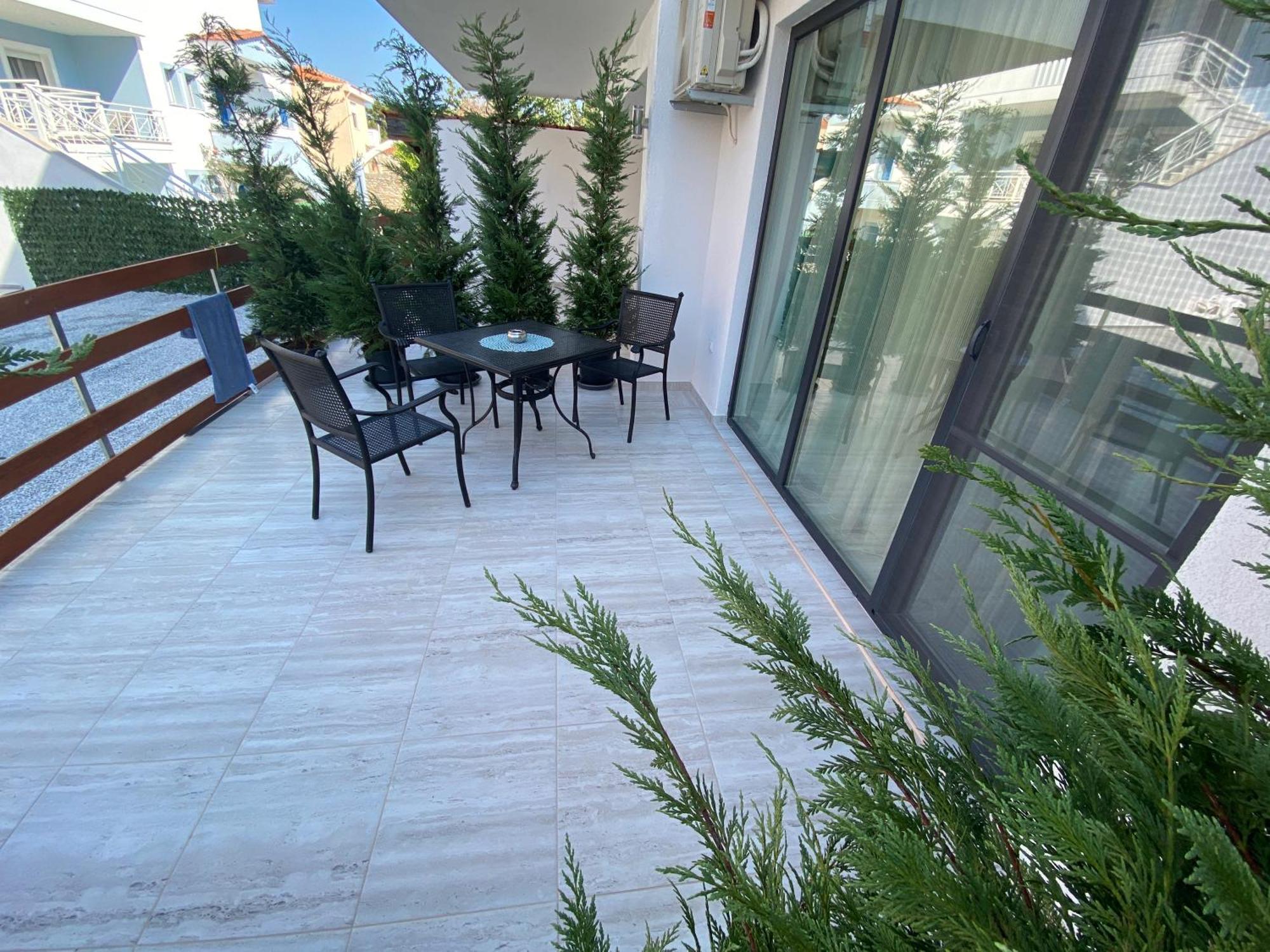 Opalium Beach Front Suites Potós Eksteriør bilde